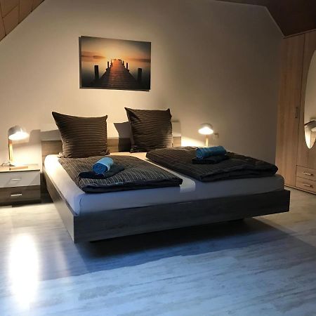 Monteur - Privat Zimmer Langerwehe Geich エクステリア 写真