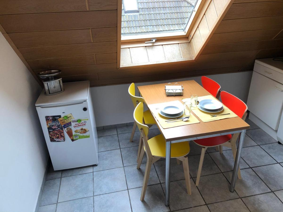 Monteur - Privat Zimmer Langerwehe Geich エクステリア 写真