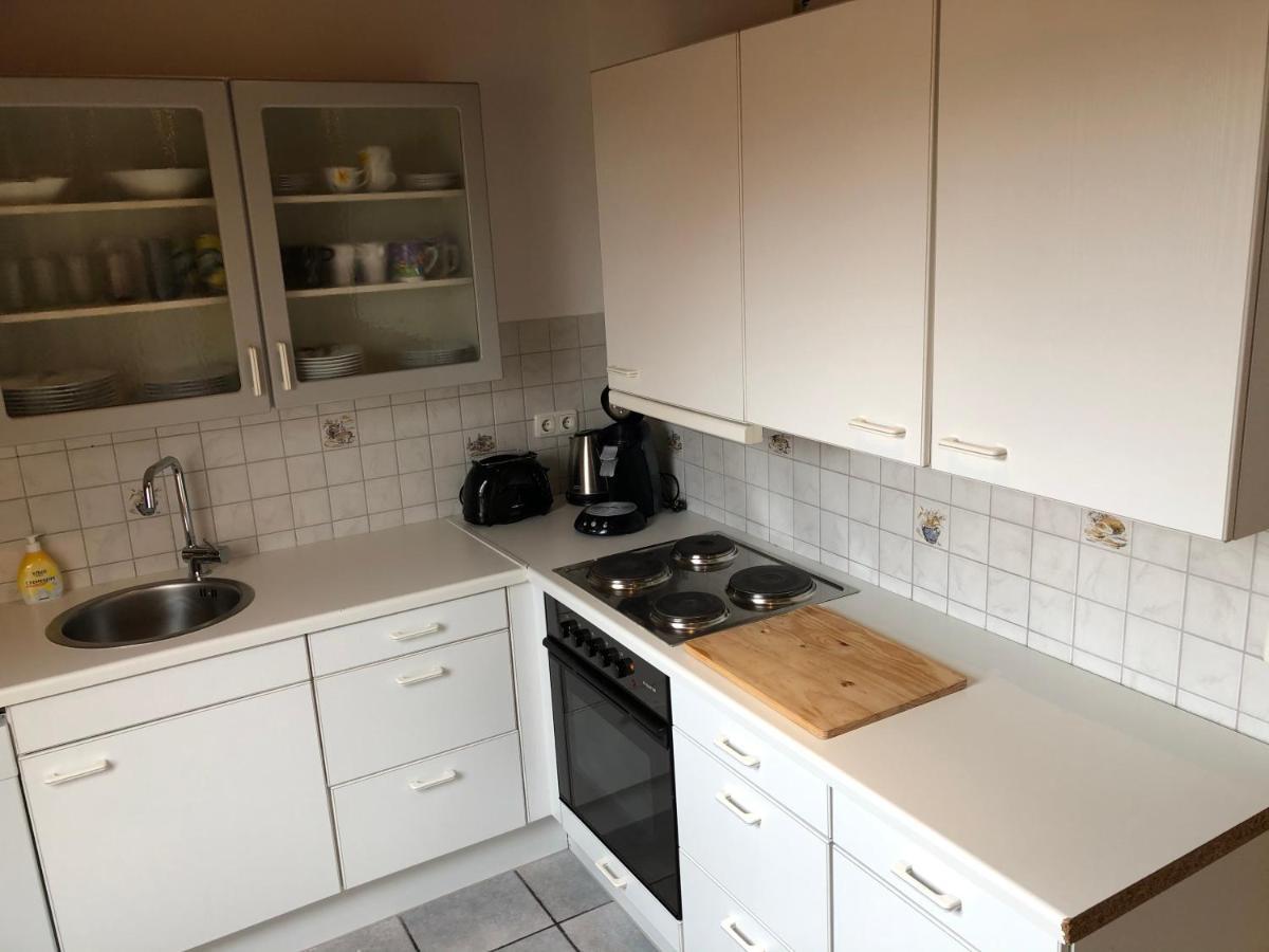 Monteur - Privat Zimmer Langerwehe Geich エクステリア 写真
