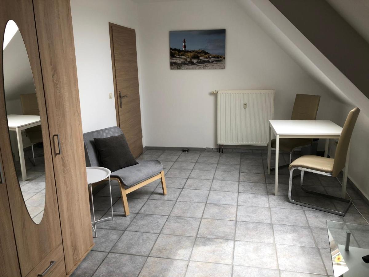 Monteur - Privat Zimmer Langerwehe Geich エクステリア 写真